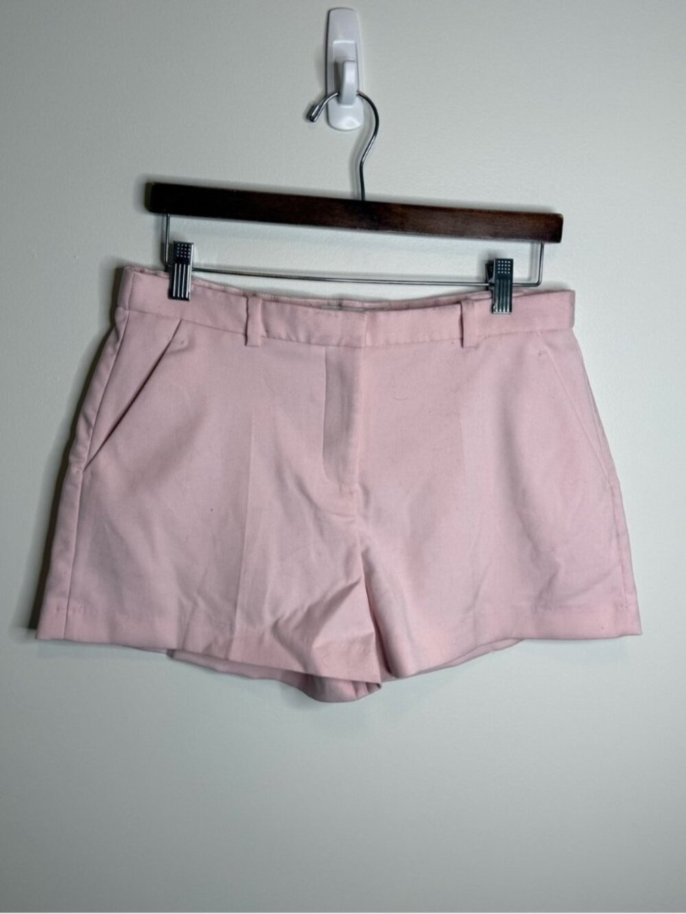 Abercrombie & Fitch Soft Pink Tailored Shorts pink size 28